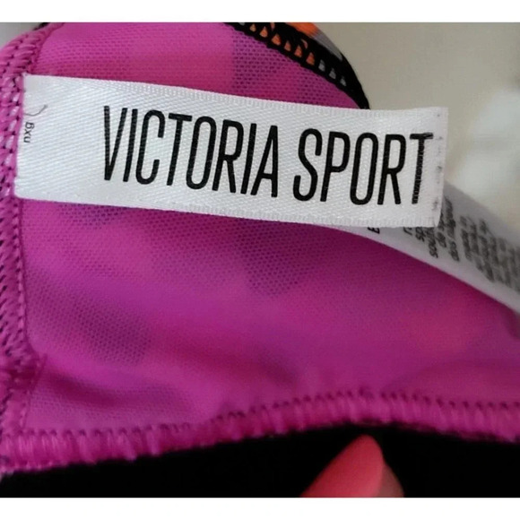 Victoria Sport plyer by Victoria Racer Back Wireless Sports Bra Size L - Picture 4 of 7